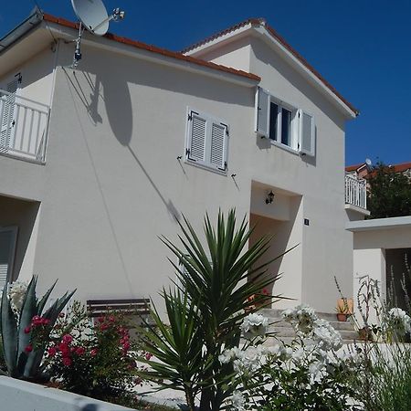 Apartment Arleta Трогир Экстерьер фото